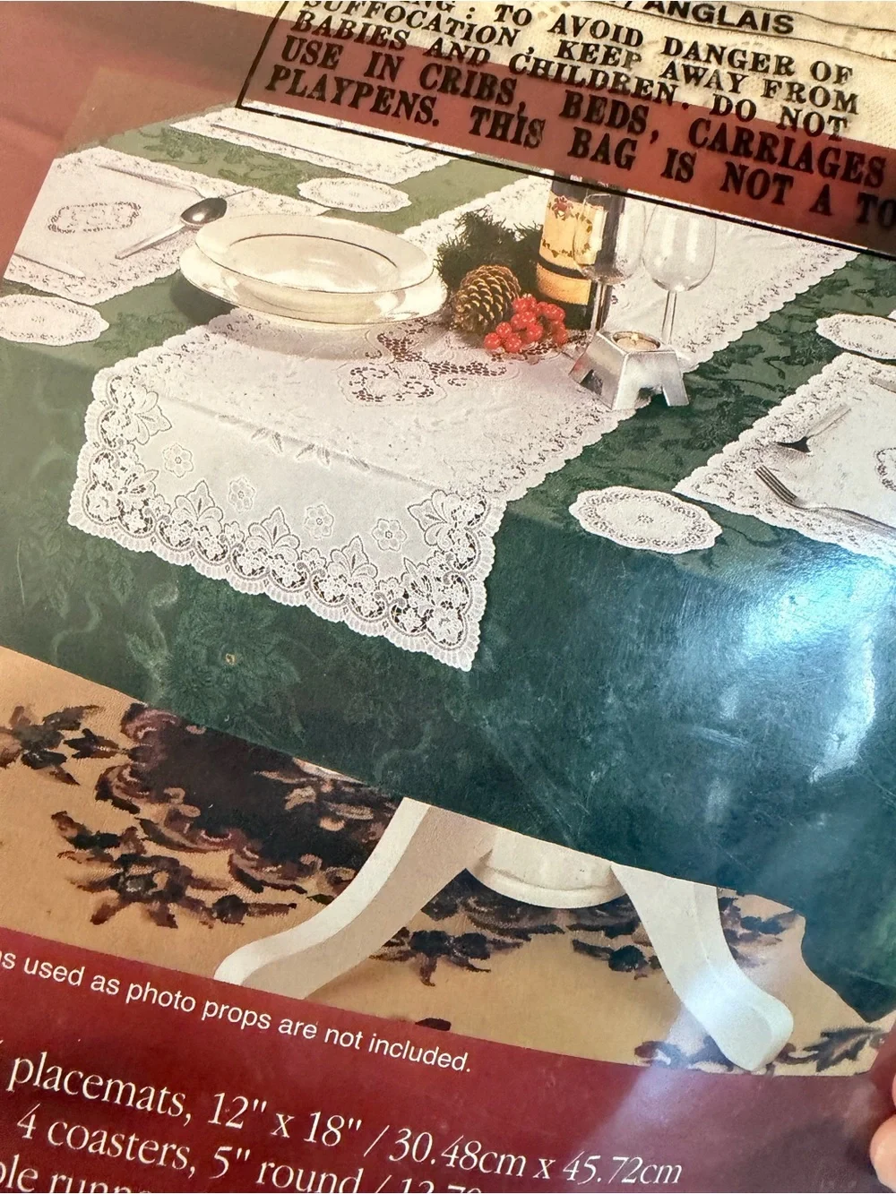 9 Piece Holiday Time Vinyl Lace Table Set New Made in Taiwan